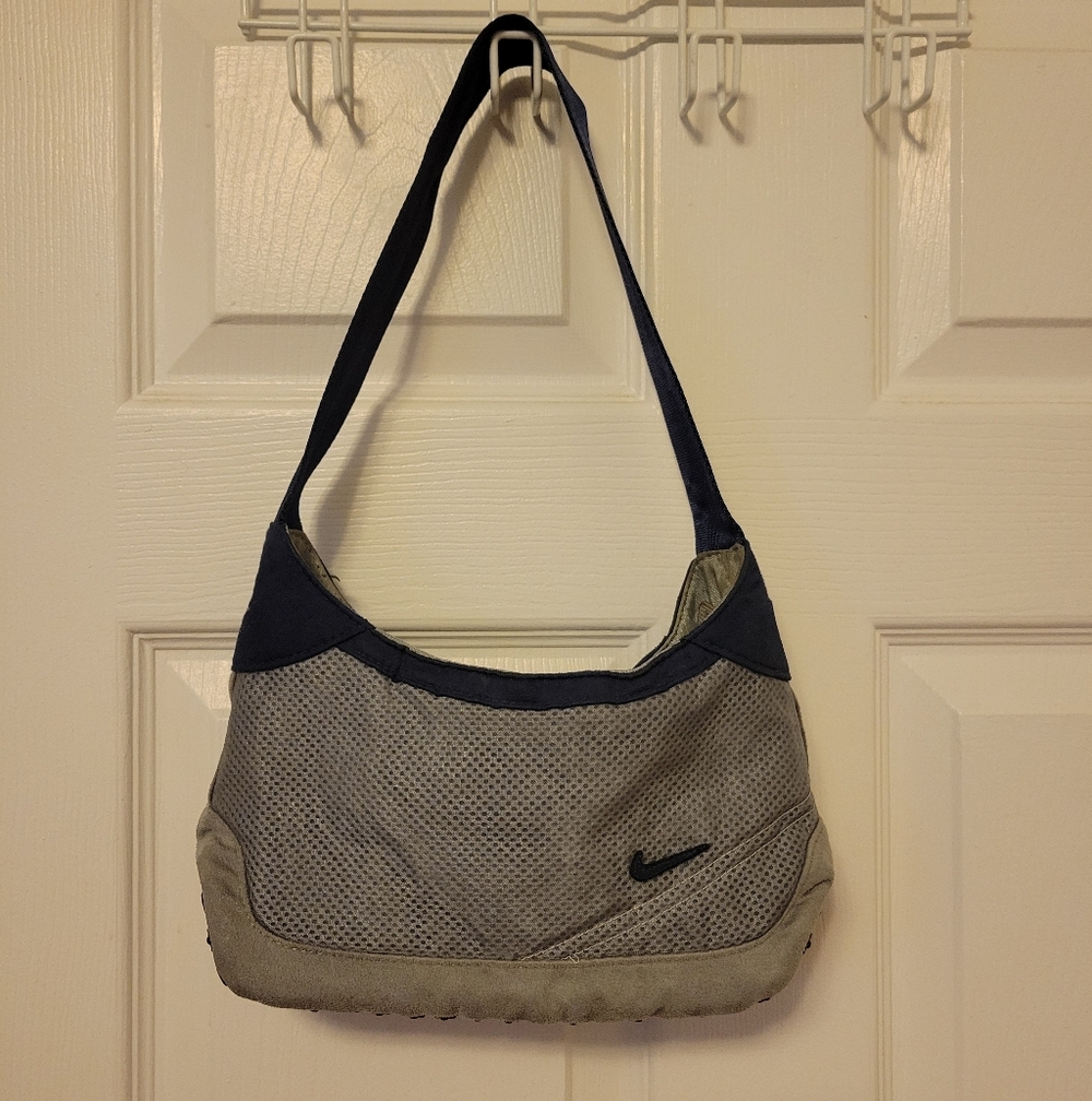 Vintage Nike Shoulder Bag